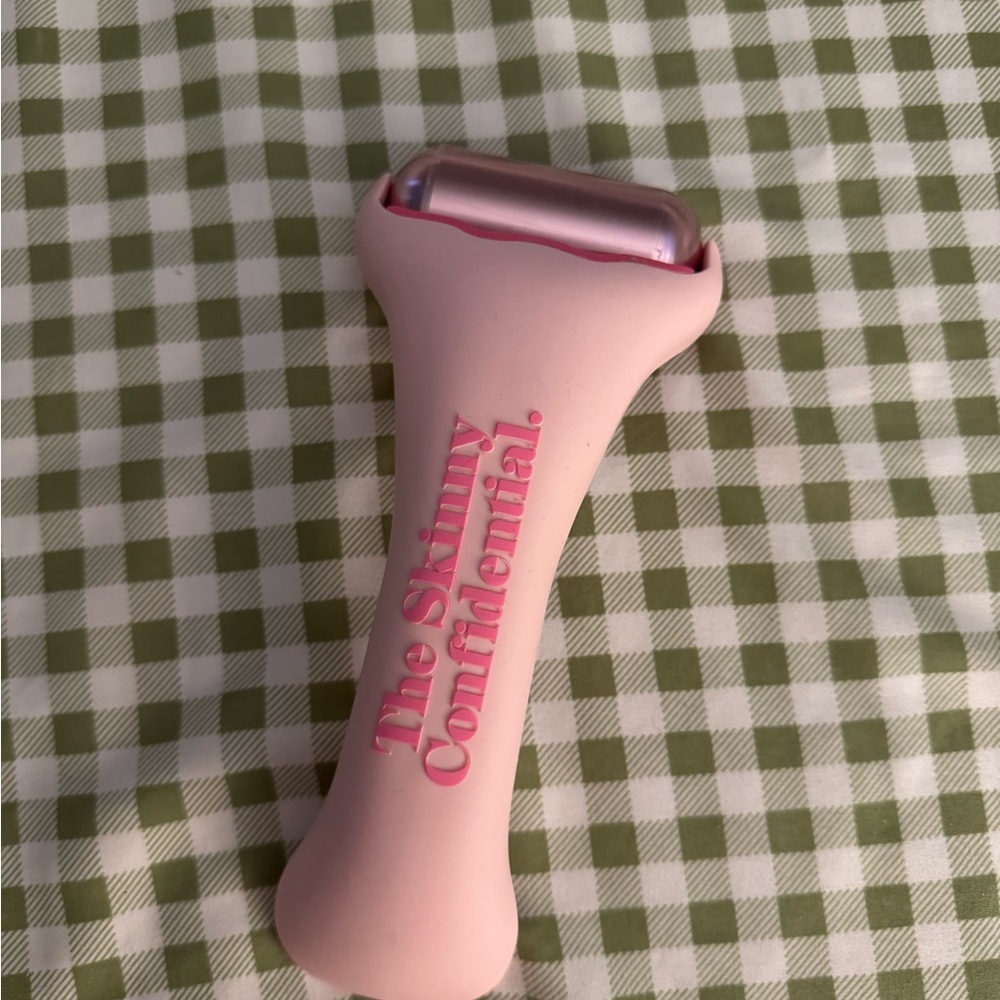 SKINNY confidential ice roller
